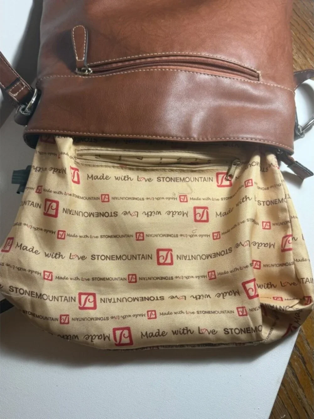 Stone Mountain USA Rich Brown Bonded Leather Shoulder Hobo Bag EUC
